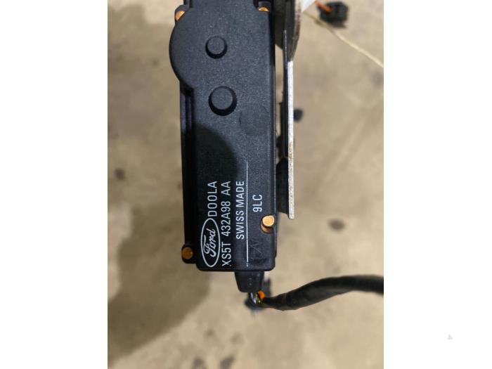 Diverse från en Ford Ka I 1.3i 2000