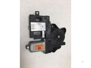 Begagnade Motor, dörrfönster Ford C-Max (DM2) 1.8 16V Pris € 15,00 Marginaltabell erbjuds av F. van den Mosselaar autodemontage