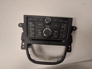Begagnade Radiokontrollpanel Opel Mokka/Mokka X 1.4 Turbo 16V 4x2 Pris € 30,00 Marginaltabell erbjuds av F. van den Mosselaar autodemontage