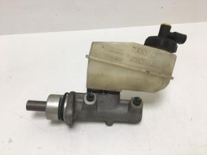 Gebruikte Hoofdremcilinder Renault Scénic I (JA) 1.6 16V Prijs € 15,00 Margeregeling aangeboden door F. van den Mosselaar autodemontage