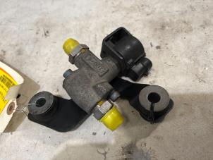 Begagnade Bränsletryckssensor Mercedes Sprinter 3,5t (906.63) 316 NGT Pris € 35,00 Marginaltabell erbjuds av F. van den Mosselaar autodemontage