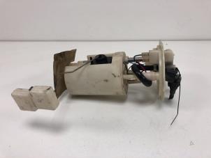Begagnade Elektrisk bränslepump Fiat Palio Weekend (178D) 1.6 16V Pris € 10,00 Marginaltabell erbjuds av F. van den Mosselaar autodemontage