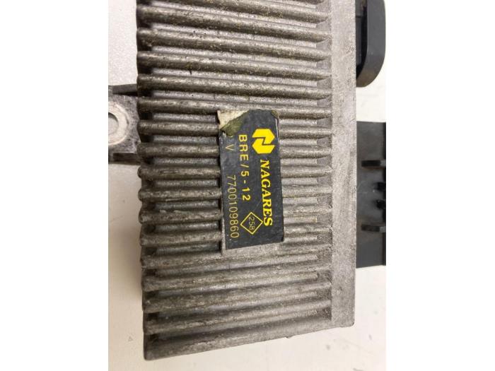 Glödstiftstimer från en Renault Kangoo Express (FC) 1.9 D 65 1999