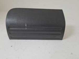 Begagnade Höger airbag (instrumentbräda) Opel Agila (A) 1.2 16V Pris € 25,00 Marginaltabell erbjuds av F. van den Mosselaar autodemontage