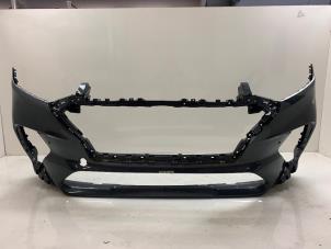 Begagnade Främre stötfångare Hyundai Tucson (TL) Pris € 125,00 Marginaltabell erbjuds av F. van den Mosselaar autodemontage