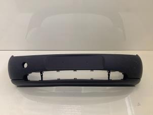 Używane Zderzak przedni Ford Fiesta 4 1.25 16V Cena € 35,00 Procedura marży oferowane przez F. van den Mosselaar autodemontage