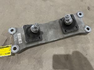 Begagnade Fäste, växellåda Alfa Romeo Giulia (952) 2.2d 136 16V Pris € 50,00 Marginaltabell erbjuds av F. van den Mosselaar autodemontage