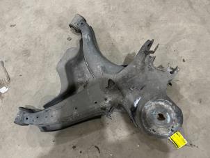 Gebruikte Draagarm rechts-achter Mercedes Vito (447.6) 1.6 111 CDI 16V Prijs € 70,00 Margeregeling aangeboden door F. van den Mosselaar autodemontage