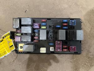 Gebruikte Zekeringkast Chevrolet Aveo (250) 1.4 16V LS Prijs € 20,00 Margeregeling aangeboden door F. van den Mosselaar autodemontage