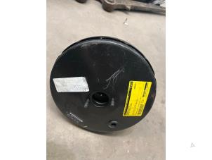 Begagnade Bromsservo Renault Modus/Grand Modus (JP) 1.2 16V TCE 100 Pris € 25,00 Marginaltabell erbjuds av F. van den Mosselaar autodemontage