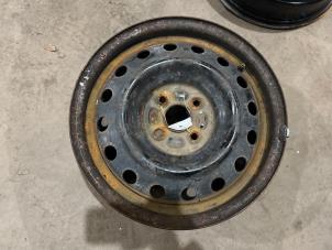 Gebruikte Velg Toyota Corolla (E12) 1.4 16V VVT-i Prijs € 20,00 Margeregeling aangeboden door F. van den Mosselaar autodemontage