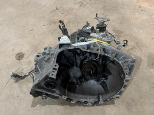 Gebruikte Versnellingsbak Toyota Aygo (B40) 1.0 12V VVT-i Prijs € 350,00 Margeregeling aangeboden door F. van den Mosselaar autodemontage