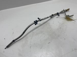 Begagnade Oljemätsticka Jaguar XE 2.0 D E-Performance 16V Pris € 15,00 Marginaltabell erbjuds av F. van den Mosselaar autodemontage