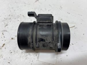 Gebruikte Luchtmassameter Renault Clio III Estate/Grandtour (KR) 1.5 dCi FAP Prijs € 12,50 Margeregeling aangeboden door F. van den Mosselaar autodemontage