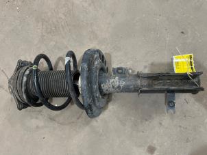 Gebruikte Veerpoot links-voor Opel Insignia Grand Sport 1.5 Turbo 16V 165 Prijs € 50,00 Margeregeling aangeboden door F. van den Mosselaar autodemontage