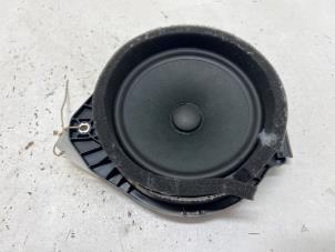 Begagnade Högtalare Opel Insignia Grand Sport 1.5 Turbo 16V 165 Pris € 10,00 Marginaltabell erbjuds av F. van den Mosselaar autodemontage