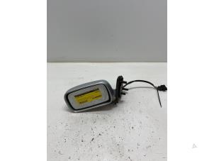 Begagnade Skärmspegel, vänster Volkswagen Polo III (6N2) 1.6 GTI 16V Pris € 25,00 Marginaltabell erbjuds av F. van den Mosselaar autodemontage