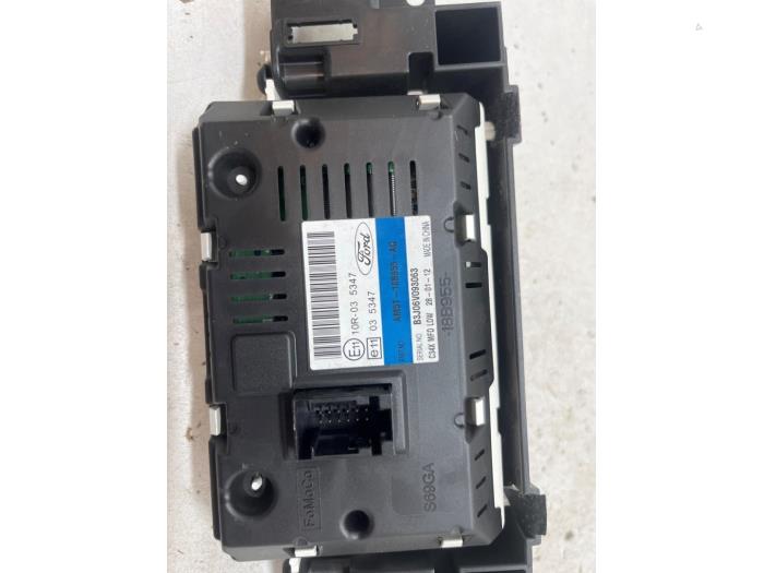 Display Interieur van een Ford Focus 3 1.0 Ti-VCT EcoBoost 12V 100 2012