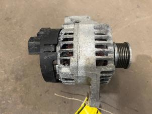 Gebruikte Dynamo Opel Combo 1.6 CDTI 16V Prijs € 70,00 Margeregeling aangeboden door F. van den Mosselaar autodemontage