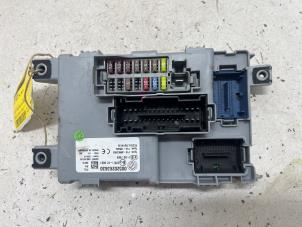 Gebruikte Zekeringkast Opel Combo 1.6 CDTI 16V Prijs € 65,00 Margeregeling aangeboden door F. van den Mosselaar autodemontage