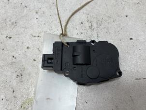 Gebruikte Kachelklep Motor BMW 3 serie (E93) 320i 16V Prijs € 10,00 Margeregeling aangeboden door F. van den Mosselaar autodemontage
