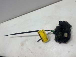 Gebruikte Portierslot Mechaniek 4Deurs links-achter Opel Insignia 2.0 CDTI 16V 130 Ecotec Prijs € 17,50 Margeregeling aangeboden door F. van den Mosselaar autodemontage