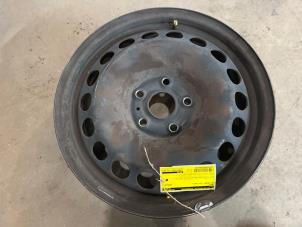 Begagnade Hjul Volkswagen Passat Variant (3C5) 1.9 TDI Pris € 20,00 Marginaltabell erbjuds av F. van den Mosselaar autodemontage