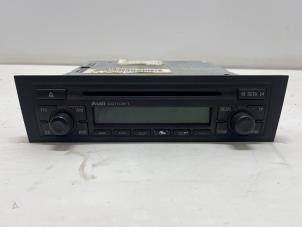 Gebruikte Radio CD Speler Audi A3 (8P1) 1.6 Prijs € 25,00 Margeregeling aangeboden door F. van den Mosselaar autodemontage