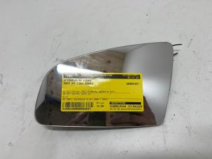 Begagnade Spegelglas, vänster Audi A3 (8P1) 1.6 Pris € 10,00 Marginaltabell erbjuds av F. van den Mosselaar autodemontage