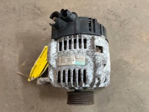 Begagnade Dynamo Peugeot 206 (2A/C/H/J/S) 1.1 XN,XR Pris € 35,00 Marginaltabell erbjuds av F. van den Mosselaar autodemontage