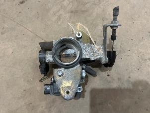 Begagnade Spjällhus Daihatsu Sirion 2 (M3) 1.3 16V DVVT Pris € 20,00 Marginaltabell erbjuds av F. van den Mosselaar autodemontage