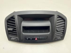 Begagnade Innerdisplay Opel Insignia Sports Tourer 2.0 CDTI 16V 130 ecoFLEX Pris € 30,00 Marginaltabell erbjuds av F. van den Mosselaar autodemontage