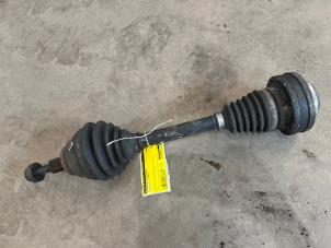 Gebruikte Cardanas links-voor (VWA) Audi A3 Sportback (8PA) 2.0 TDI 16V Prijs € 35,00 Margeregeling aangeboden door F. van den Mosselaar autodemontage