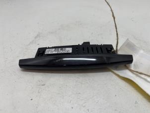 Gebruikte PDC Module Mercedes E (W212) E-250 CGI 16V BlueEfficiency Prijs € 20,00 Margeregeling aangeboden door F. van den Mosselaar autodemontage