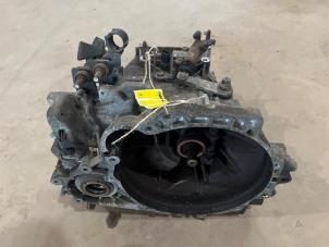 Gebruikte Versnellingsbak Hyundai Tucson (JM) 2.0 16V CVVT 4x2 Prijs € 500,00 Margeregeling aangeboden door F. van den Mosselaar autodemontage