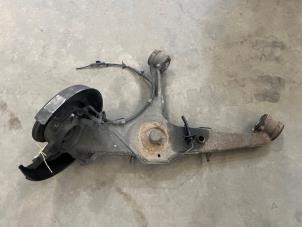 Begagnade Bakre gaffelben, vänster Volkswagen Transporter T5 2.0 TDI DRF Pris € 100,00 Marginaltabell erbjuds av F. van den Mosselaar autodemontage