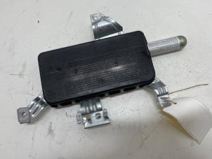 Begagnade Dörrairbag, 4-dörrars, höger fram Mercedes C (W203) 2.2 C-200 CDI 16V Pris € 15,00 Marginaltabell erbjuds av F. van den Mosselaar autodemontage