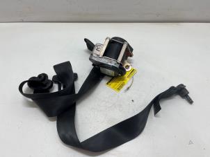 Begagnade Främre säkerhetsbälte, vänster Ford Focus 3 1.0 Ti-VCT EcoBoost 12V 100 Pris € 45,00 Marginaltabell erbjuds av F. van den Mosselaar autodemontage