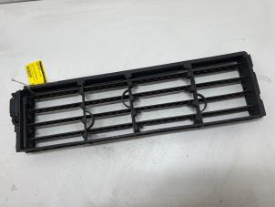 Używane Przewód powietrzny Renault Clio IV (5R) 0.9 Energy TCE 90 12V Cena € 100,00 Procedura marży oferowane przez F. van den Mosselaar autodemontage