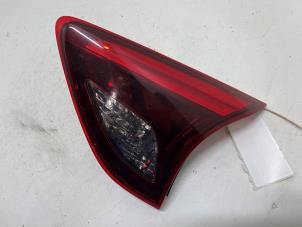 Gebruikte Achterlicht rechts Mazda CX-5 I (KE,GH) 2.2 Skyactiv D 175 16V 4WD Prijs € 70,00 Margeregeling aangeboden door F. van den Mosselaar autodemontage