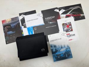 Gebruikte Instructie Boekje Mazda CX-5 I (KE,GH) 2.2 Skyactiv D 175 16V 4WD Prijs € 20,00 Margeregeling aangeboden door F. van den Mosselaar autodemontage