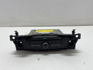 Gebruikte Radio CD Speler Renault Kangoo Express (FW) 1.5 dCi 90 FAP Prijs € 75,00 Margeregeling aangeboden door F. van den Mosselaar autodemontage