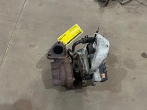 Begagnade Turbo Kia Sorento II (XM) 2.2 CRDi 16V VGT 4x4 Pris € 300,00 Marginaltabell erbjuds av F. van den Mosselaar autodemontage