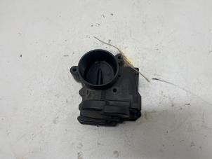 Gebruikte Gasklephuis Peugeot 207/207+ (WA/WC/WM) 1.6 16V VTi Prijs € 20,00 Margeregeling aangeboden door F. van den Mosselaar autodemontage