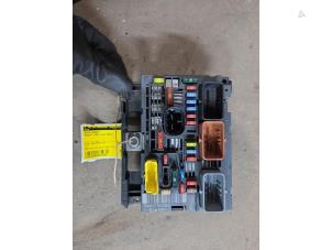 Begagnade Säkringsbox Peugeot 308 (4A/C) 1.6 16V THP 155 Pris € 185,00 Marginaltabell erbjuds av F. van den Mosselaar autodemontage