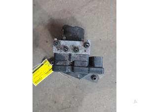 Gebruikte ABS Pomp Peugeot 206 (2A/C/H/J/S) 1.4 16V Prijs € 65,00 Margeregeling aangeboden door F. van den Mosselaar autodemontage