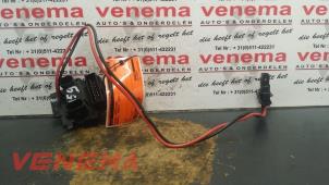 Gebruikte Kachel Weerstand Renault Trafic New (FL) 2.0 dCi 16V 115 Prijs € 24,00 Margeregeling aangeboden door Venema Autoparts