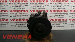Gebruikte Stuurbekrachtiging Pomp Renault Laguna I (B56) 2.2 D RN,RT 12V Prijs € 65,00 Margeregeling aangeboden door Venema Autoparts