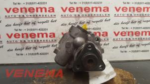 Gebruikte Stuurbekrachtiging Pomp BMW 3 serie (E46/4) 320d 16V Prijs € 50,00 Margeregeling aangeboden door Venema Autoparts