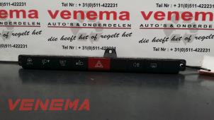 Gebruikte Alarmlicht Schakelaar Fiat Panda/Pandina (312) 1.2 69 Prijs € 39,95 Margeregeling aangeboden door Venema Autoparts